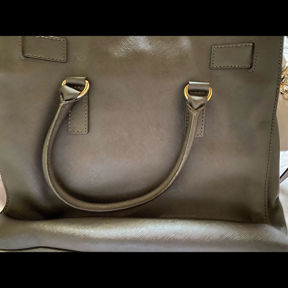 Pre Loved ♥️MK handbag - Picture 4 of 6